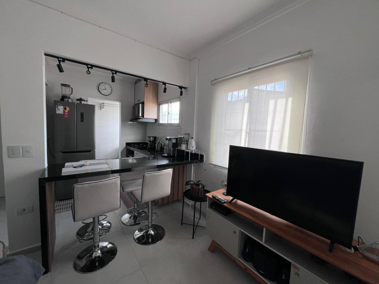 Canto Forte- Suite C/Varanda - Ate 5 Hospedes- Garagem - Wi Fi E 200 Metros Da Praia, 50 Metros Da Av Gastronomica Da Pg Praia Grande (Santos) Exterior foto
