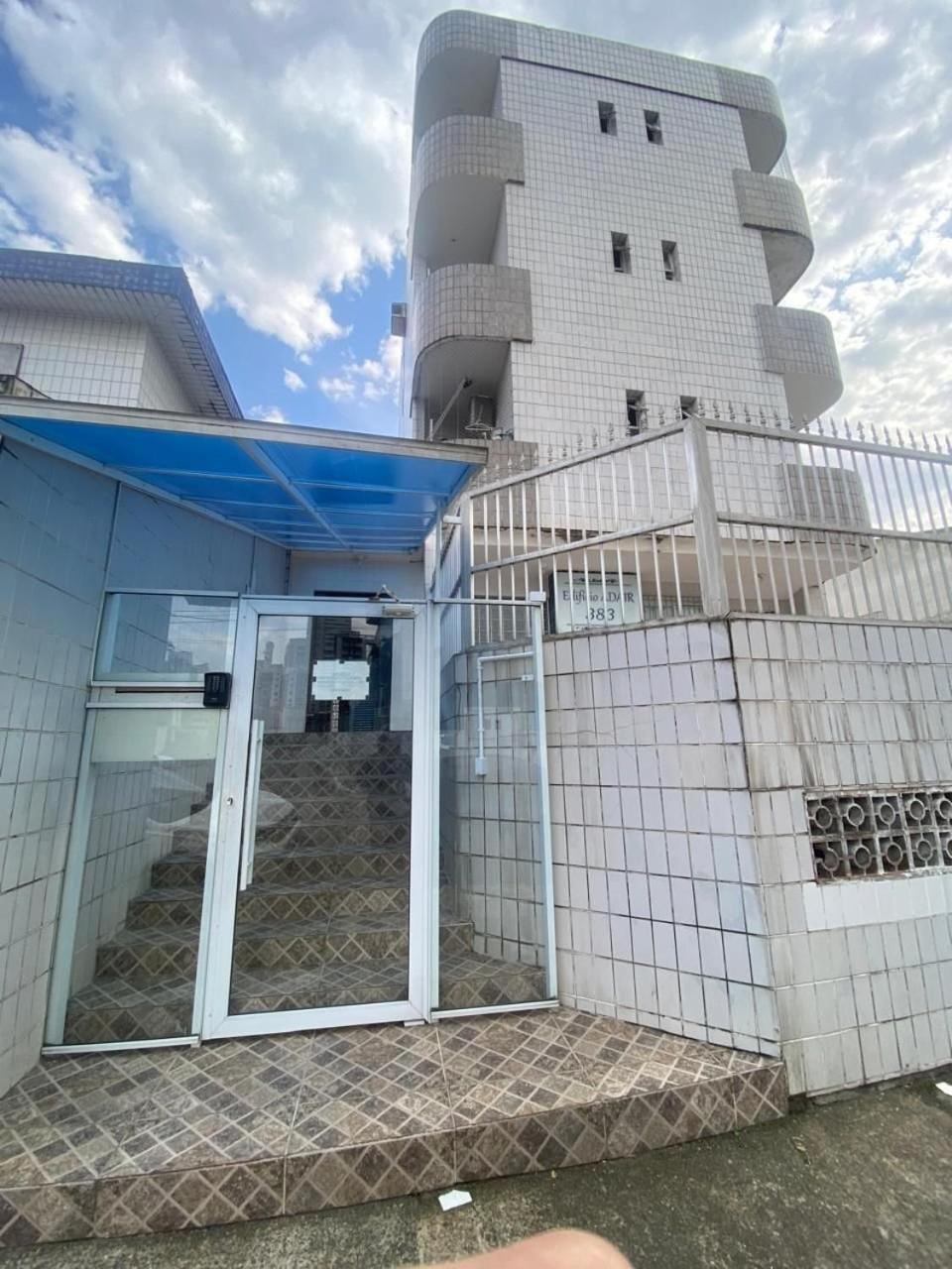 Canto Forte- Suite C/Varanda - Ate 5 Hospedes- Garagem - Wi Fi E 200 Metros Da Praia, 50 Metros Da Av Gastronomica Da Pg Praia Grande (Santos) Exterior foto
